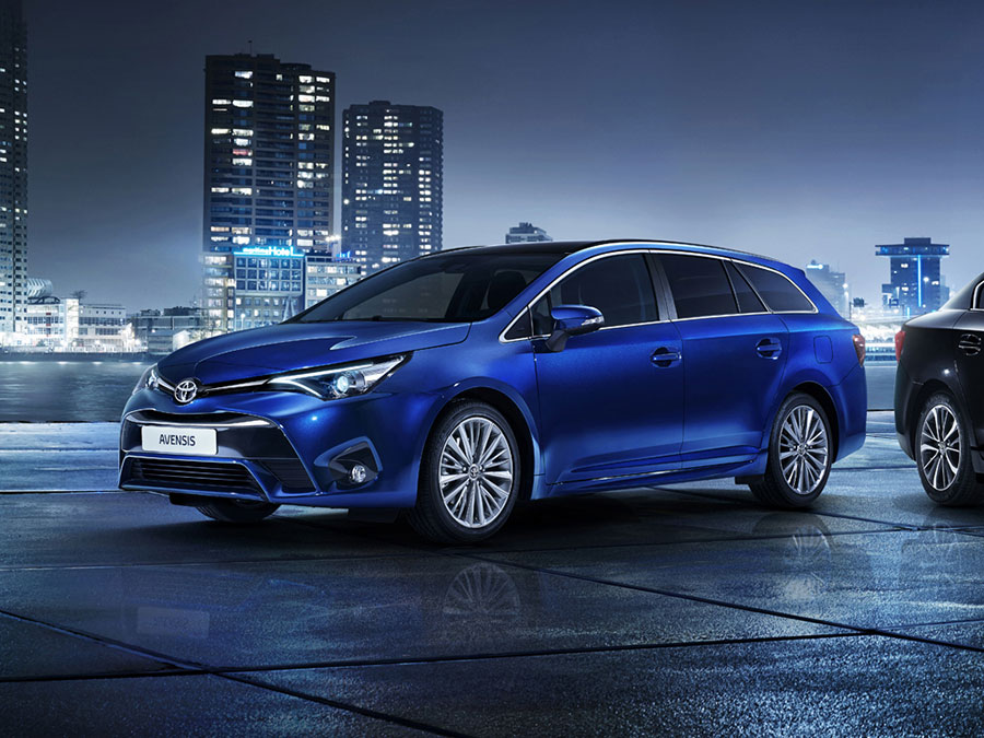 Toyota Avensis: Европейский седан с японской надежностью
