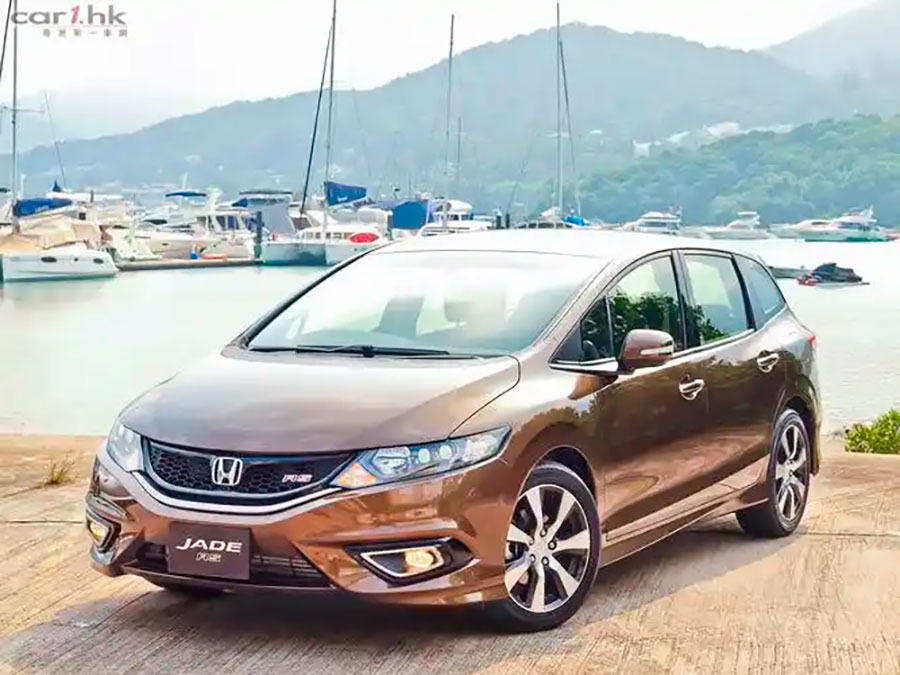 Honda Jade: Стильный компактвэн для современной семьи